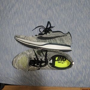 Nike Flyknit Racer